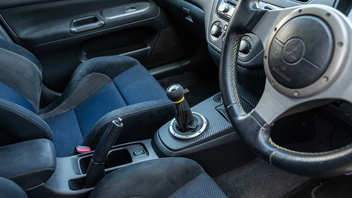 2001 Mitsubishi Lancer Evolution VII 7th Gen - Image 23 of 30