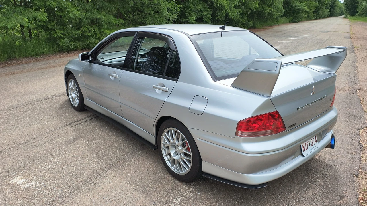 2001 Mitsubishi Lancer Evolution VII 7th Gen - Image 9 of 31
