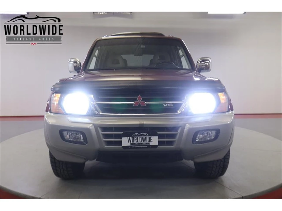 2001 Mitsubishi Pajero/Montero 3rd Gen - Image 16 of 31