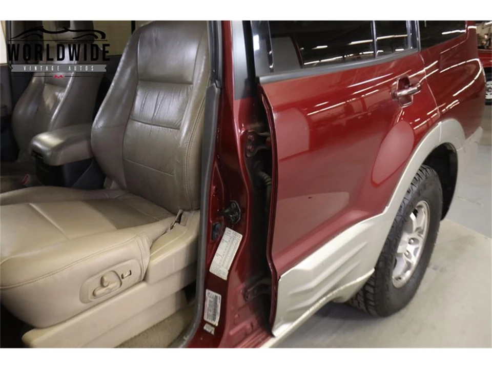 2001 Mitsubishi Pajero/Montero 3rd Gen - Image 26 of 31