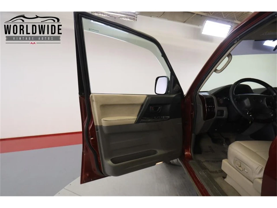 2001 Mitsubishi Pajero/Montero 3rd Gen - Image 27 of 31