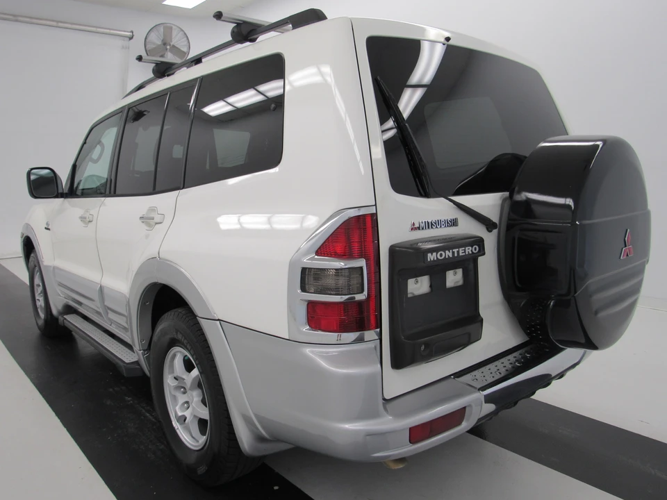 2001 Mitsubishi Pajero/Montero 3rd Gen - Image 18 of 31