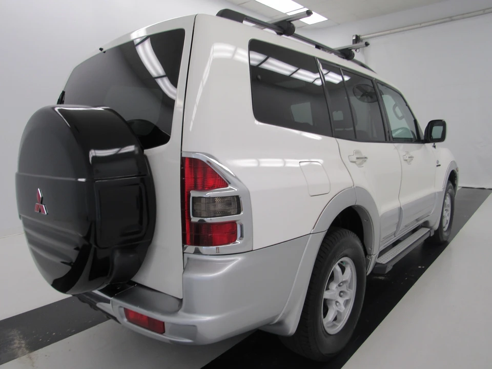 2001 Mitsubishi Pajero/Montero 3rd Gen - Image 16 of 31