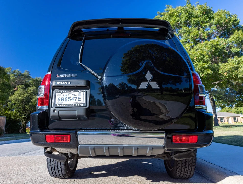 2001 Mitsubishi Pajero/Montero 3rd Gen - Image 9 of 31