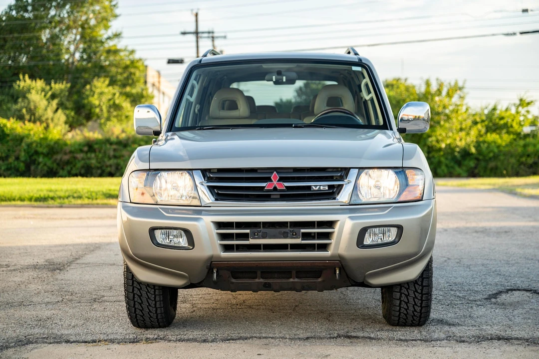 2001 Mitsubishi Pajero/Montero 3rd Gen - Image 18 of 31