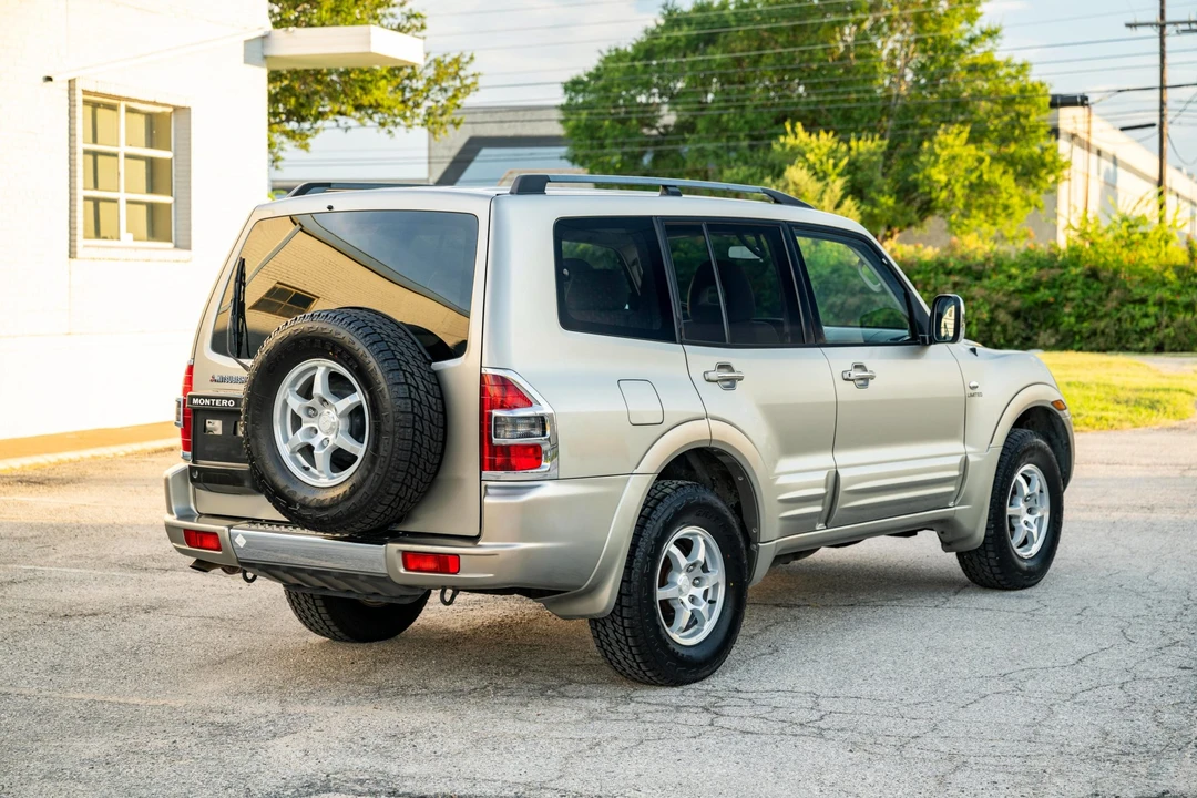 2001 Mitsubishi Pajero/Montero 3rd Gen - Image 11 of 31