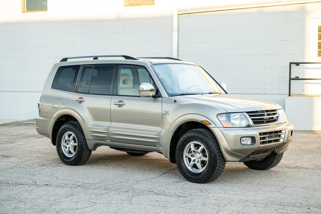 2001 Mitsubishi Pajero/Montero 3rd Gen - Image 14 of 31