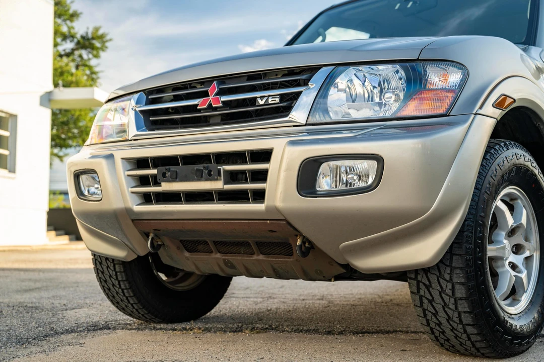 2001 Mitsubishi Pajero/Montero 3rd Gen - Image 23 of 31