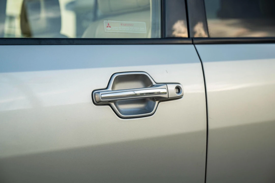 2001 Mitsubishi Pajero/Montero 3rd Gen - Image 30 of 31