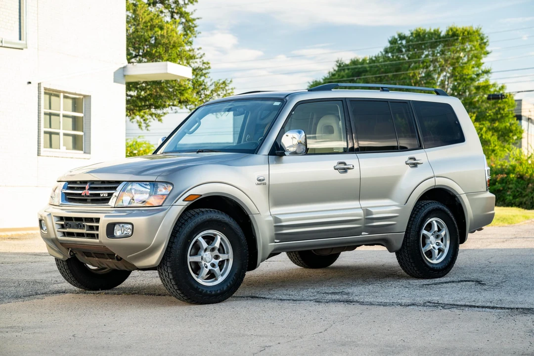 2001 Mitsubishi Pajero/Montero 3rd Gen - Image 4 of 31