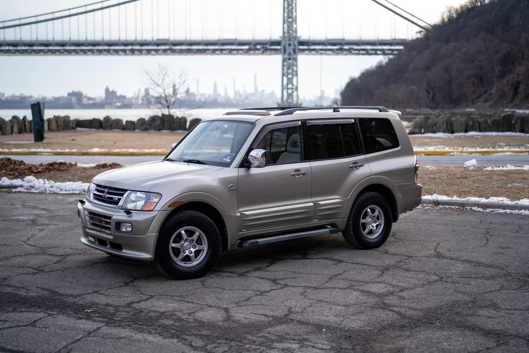 2001 Mitsubishi Pajero/Montero 3rd Gen - Image 3 of 31