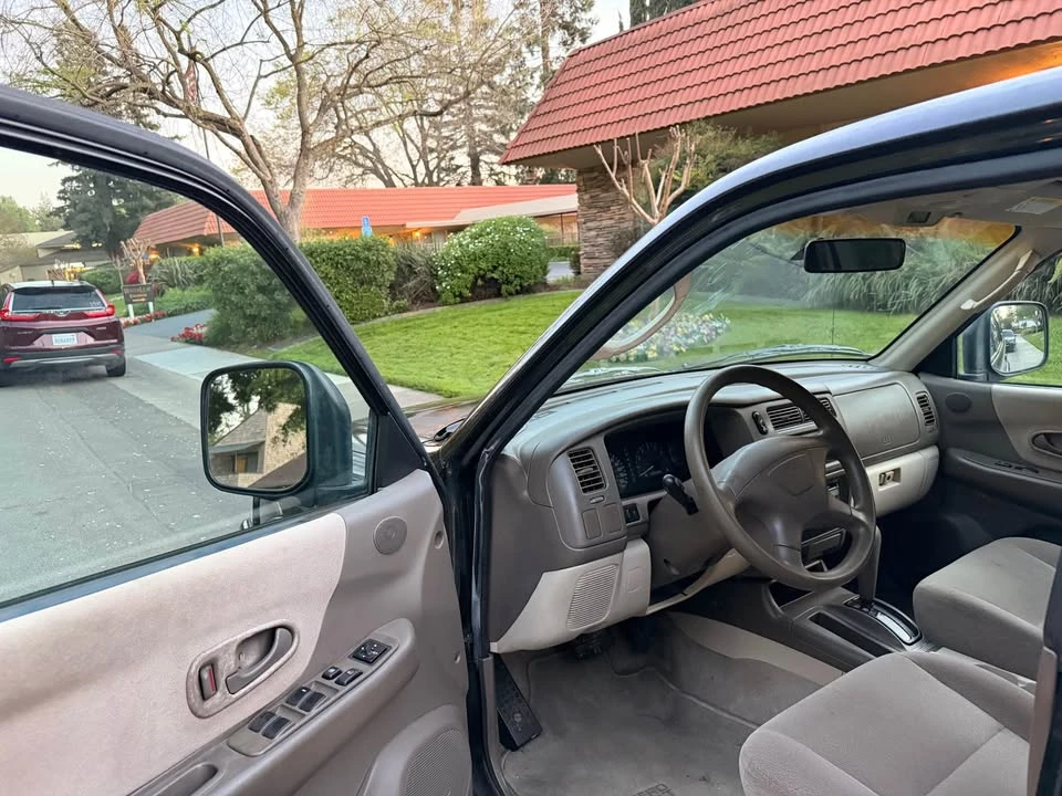 2001 Mitsubishi Pajero/Montero 3rd Gen - Image 7 of 13