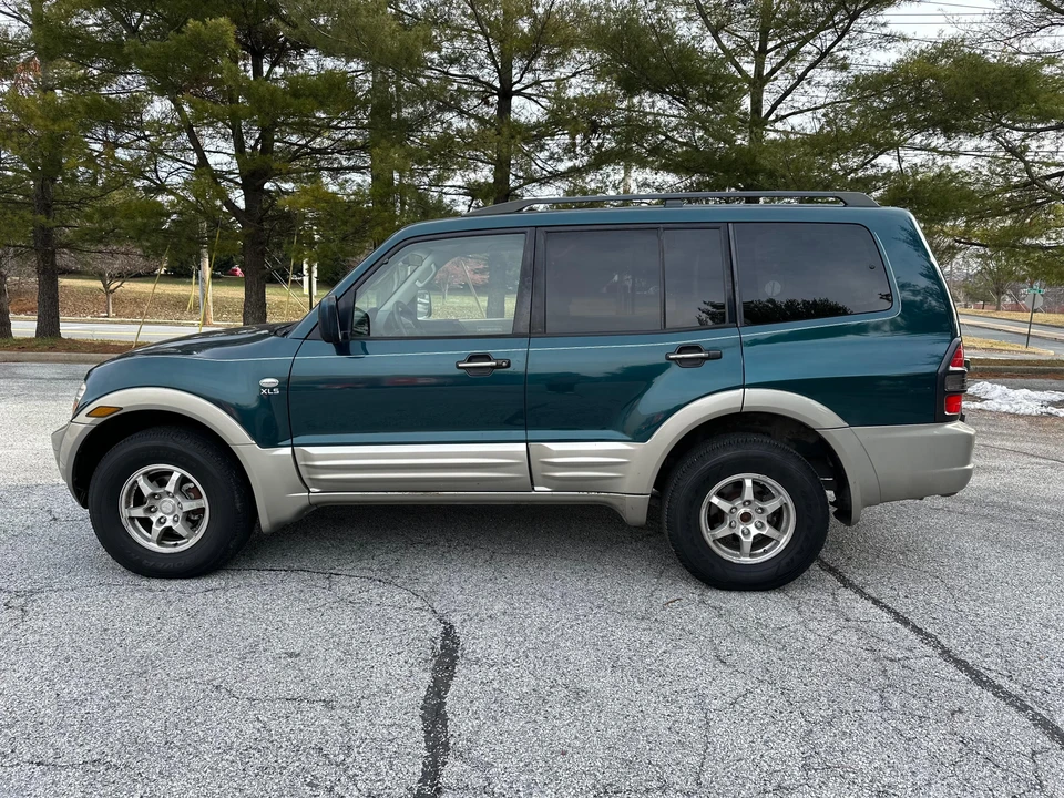 2001 Mitsubishi Pajero/Montero 3rd Gen - Image 9 of 31