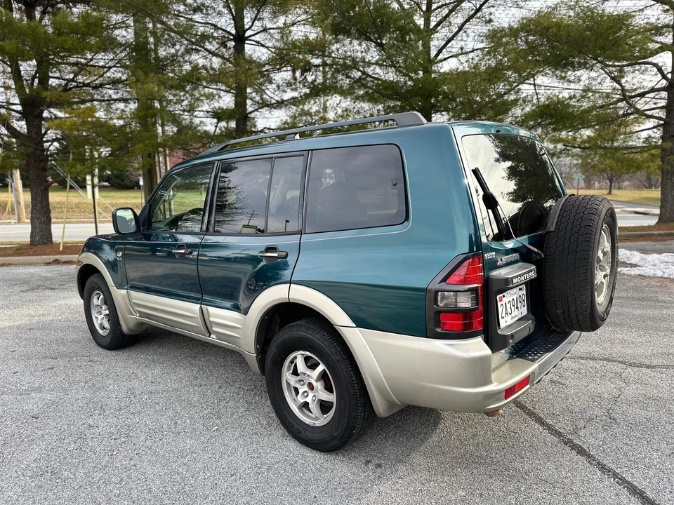2001 Mitsubishi Pajero/Montero 3rd Gen - Image 12 of 31