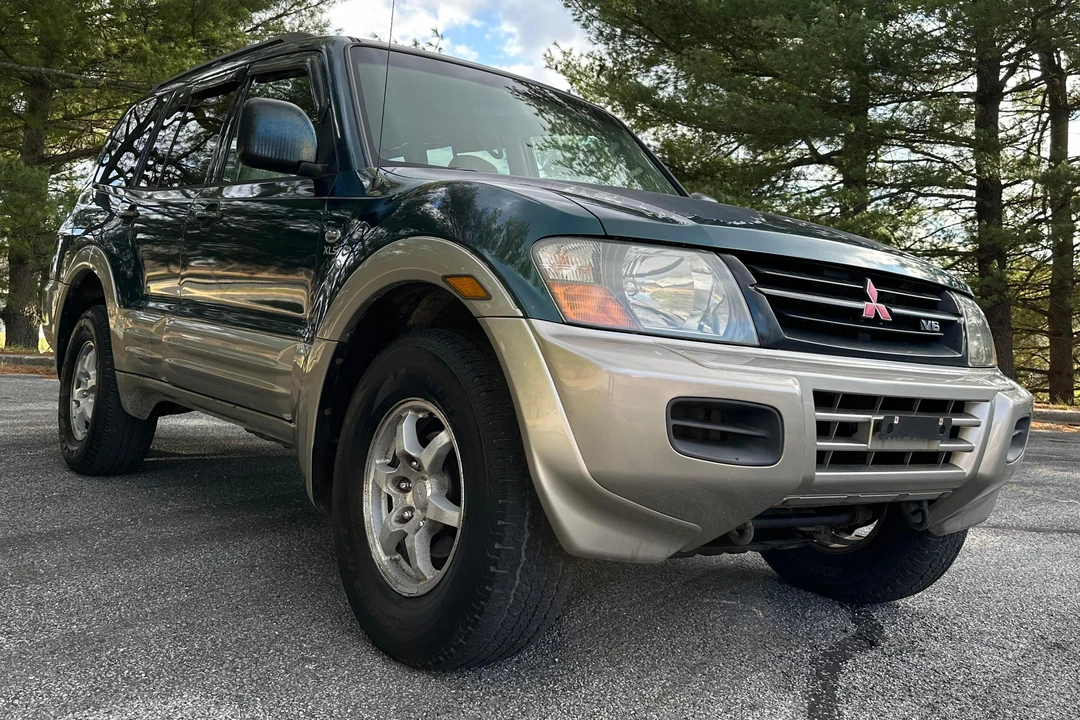 2001 Mitsubishi Pajero/Montero 3rd Gen - Image 2 of 31