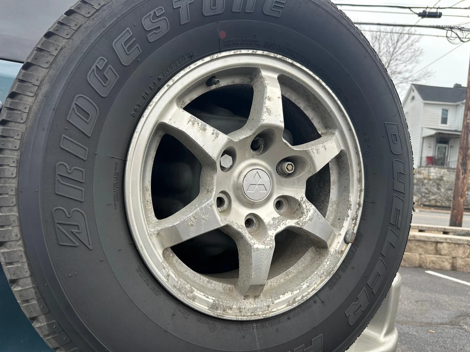 2001 Mitsubishi Pajero/Montero 3rd Gen - Image 27 of 31