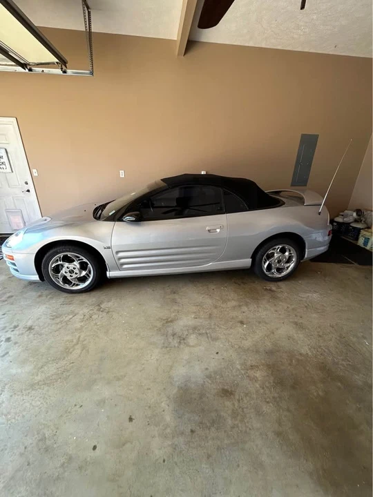 2001 Mitsubishi 3000GT - Image 2 of 4