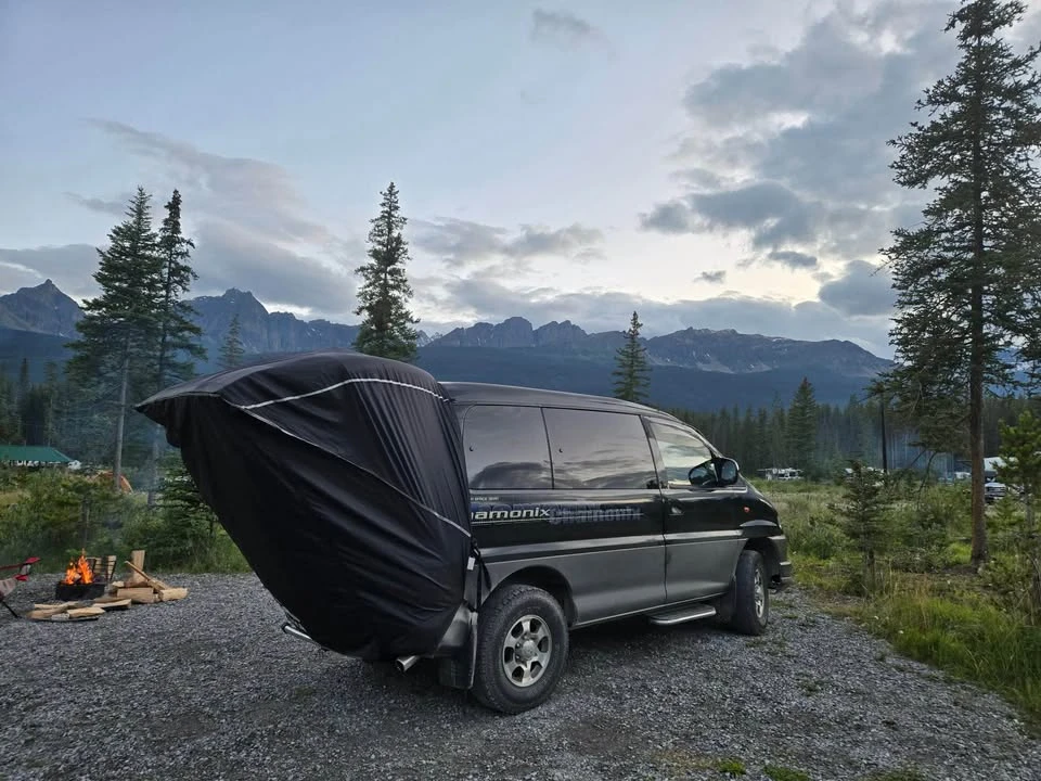 2001 Mitsubishi Delica 4th Gen - Image 2 of 12