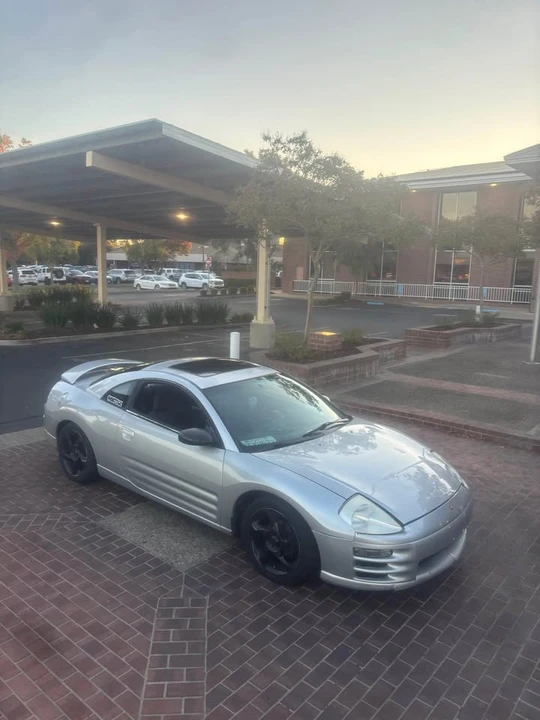 2001 Mitsubishi Eclipse 3rd Gen - Image 2 of 6