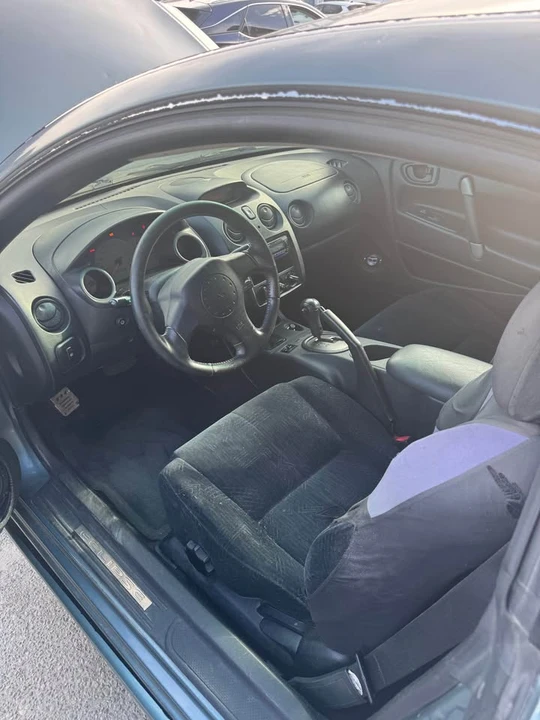 2001 Mitsubishi Eclipse 3rd Gen - Image 12 of 14