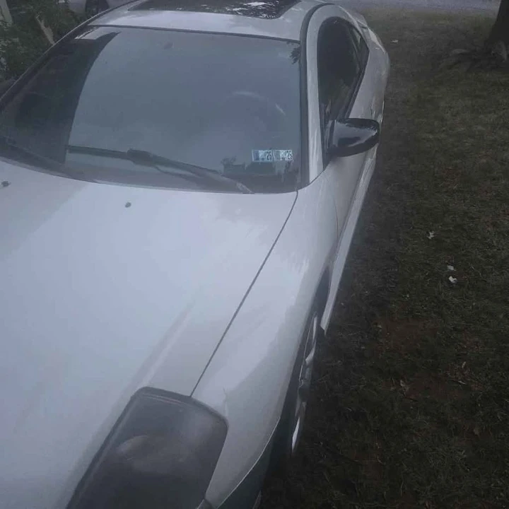2001 Mitsubishi Eclipse 3rd Gen - Image 2 of 2