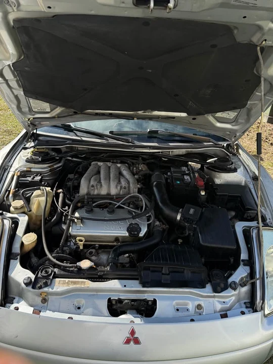 2001 Mitsubishi Eclipse 3rd Gen - Image 10 of 13