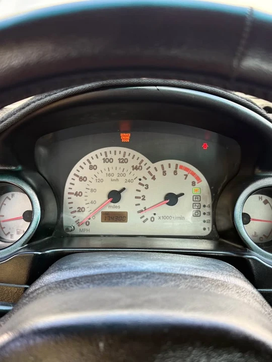 2001 Mitsubishi Eclipse 3rd Gen - Image 11 of 13