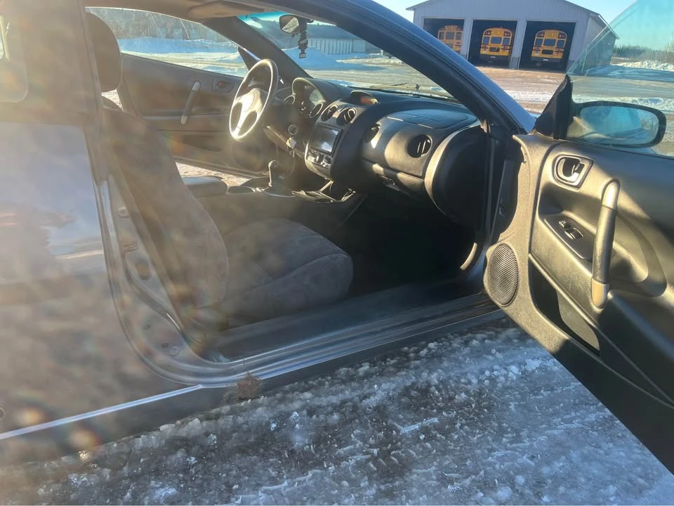 2001 Mitsubishi Eclipse 3rd Gen - Image 6 of 8