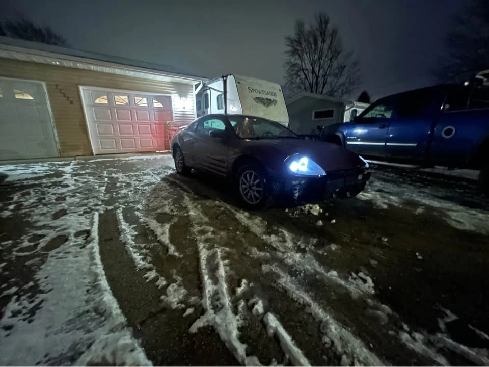 2001 Mitsubishi Eclipse 3rd Gen - Image 4 of 16