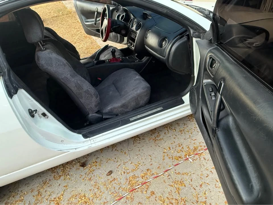 2001 Mitsubishi Eclipse 3rd Gen - Image 10 of 15