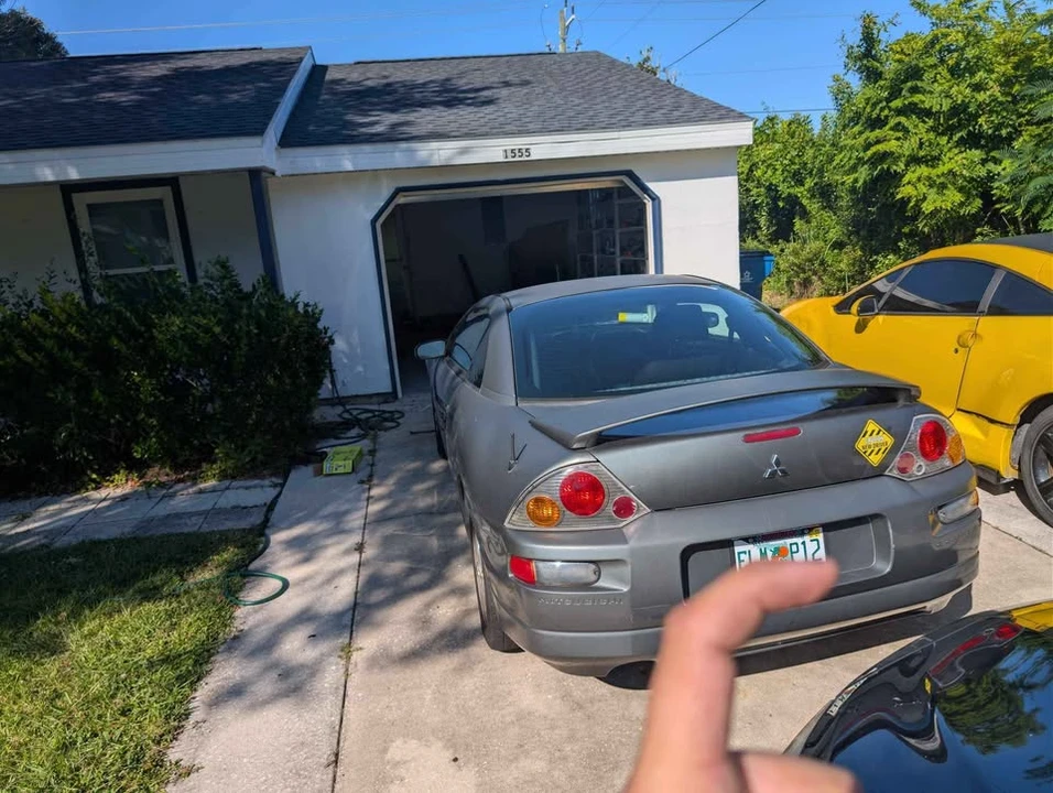2001 Mitsubishi Eclipse 3rd Gen - Image 2 of 8