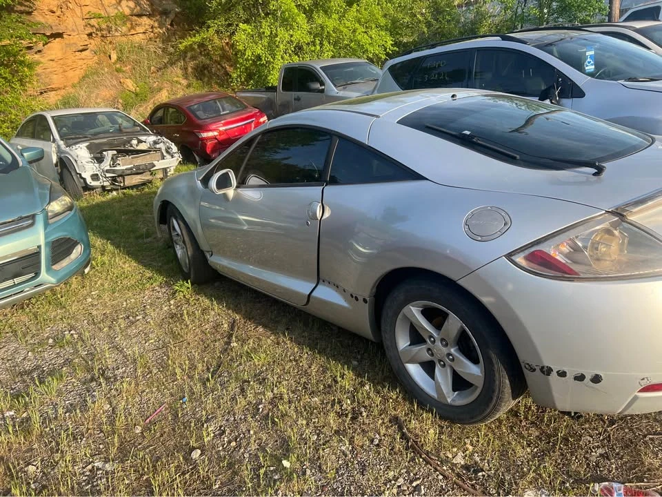 2001 Mitsubishi Eclipse 3rd Gen - Image 2 of 6