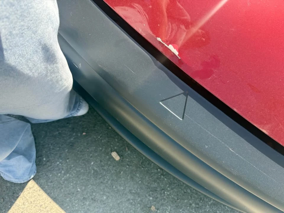 2001 Mitsubishi Eclipse 3rd Gen - Image 3 of 12