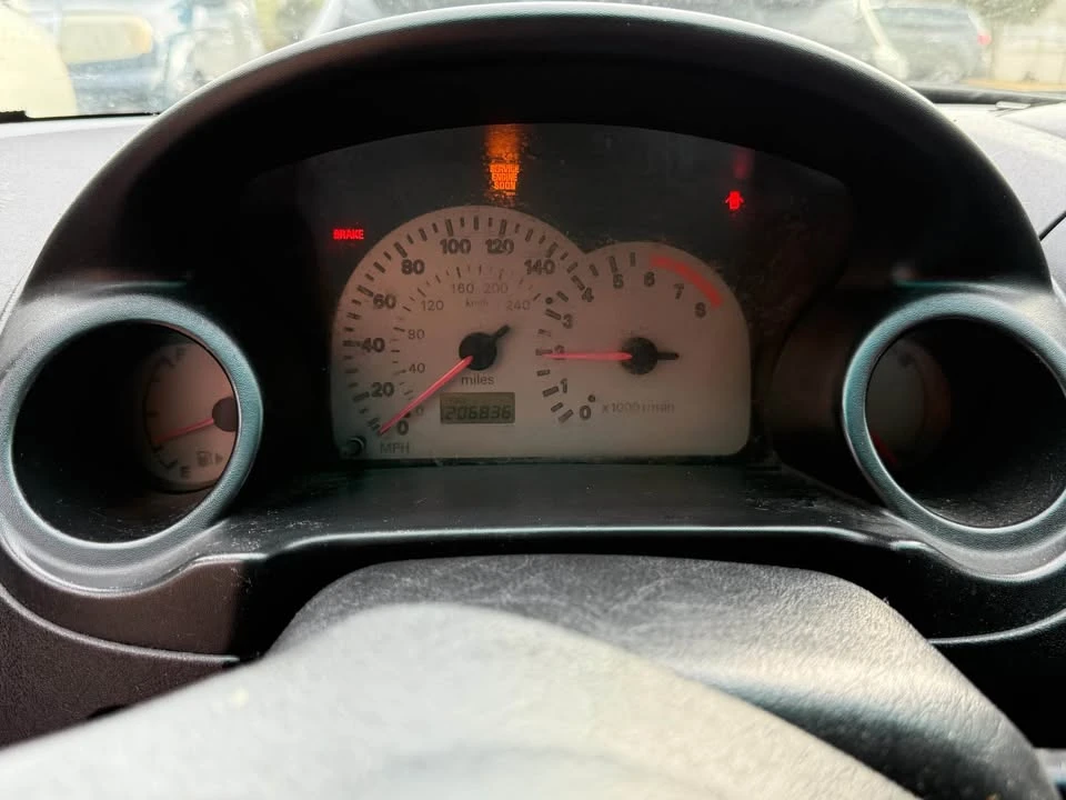 2001 Mitsubishi Eclipse 3rd Gen - Image 6 of 8