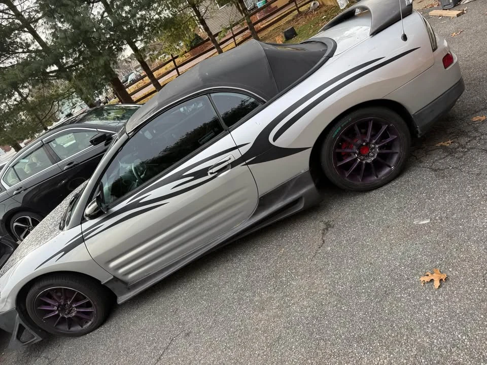 2001 Mitsubishi Eclipse 3rd Gen - Image 2 of 8