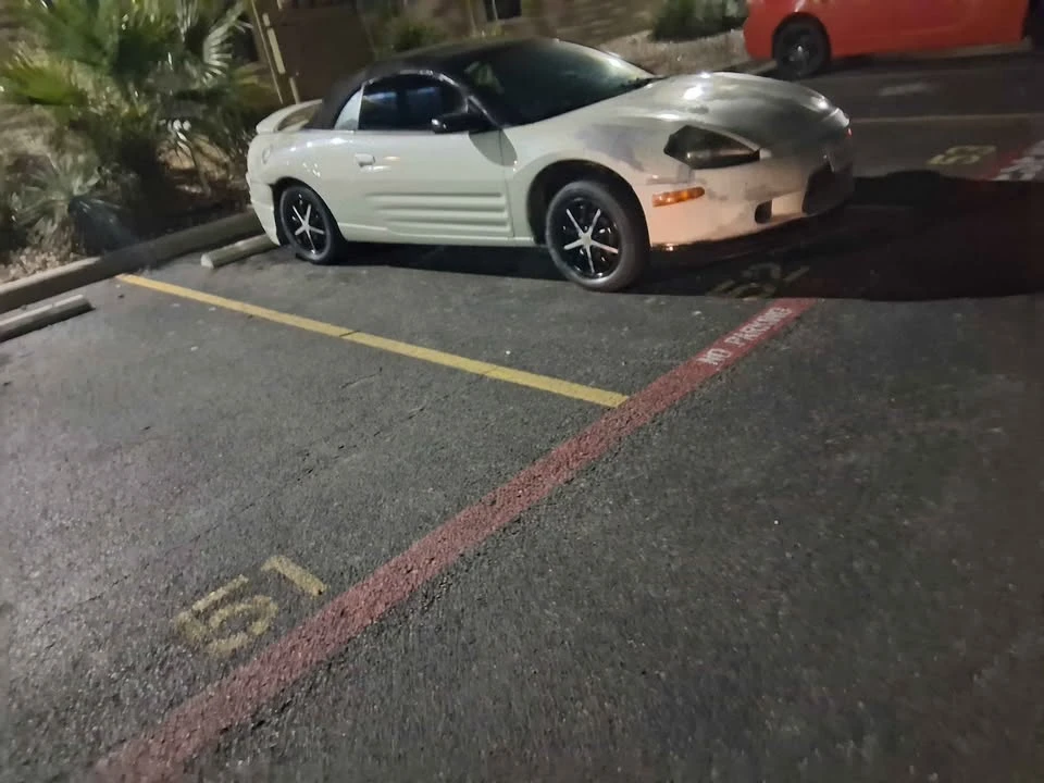 2001 Mitsubishi Eclipse 3rd Gen - Image 2 of 3