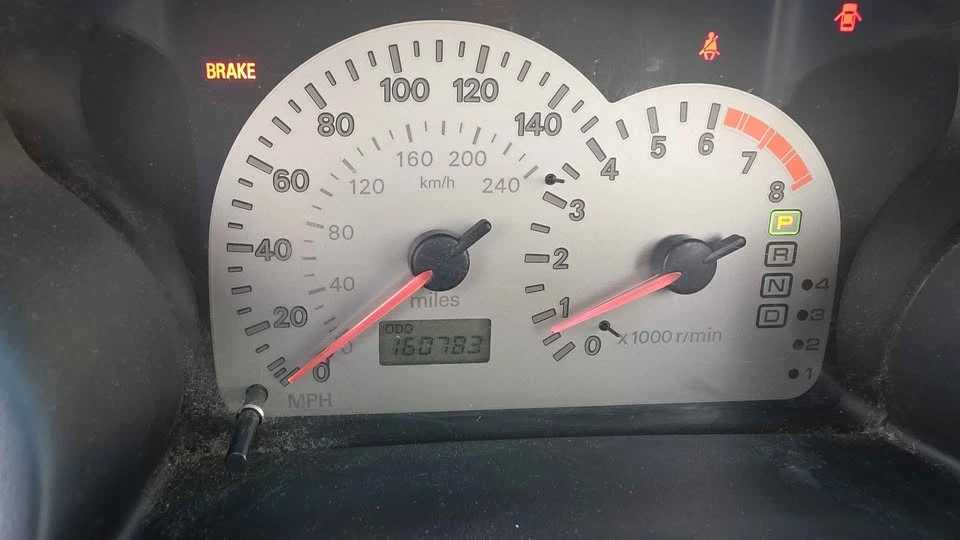 2001 Mitsubishi Eclipse 3rd Gen - Image 12 of 15