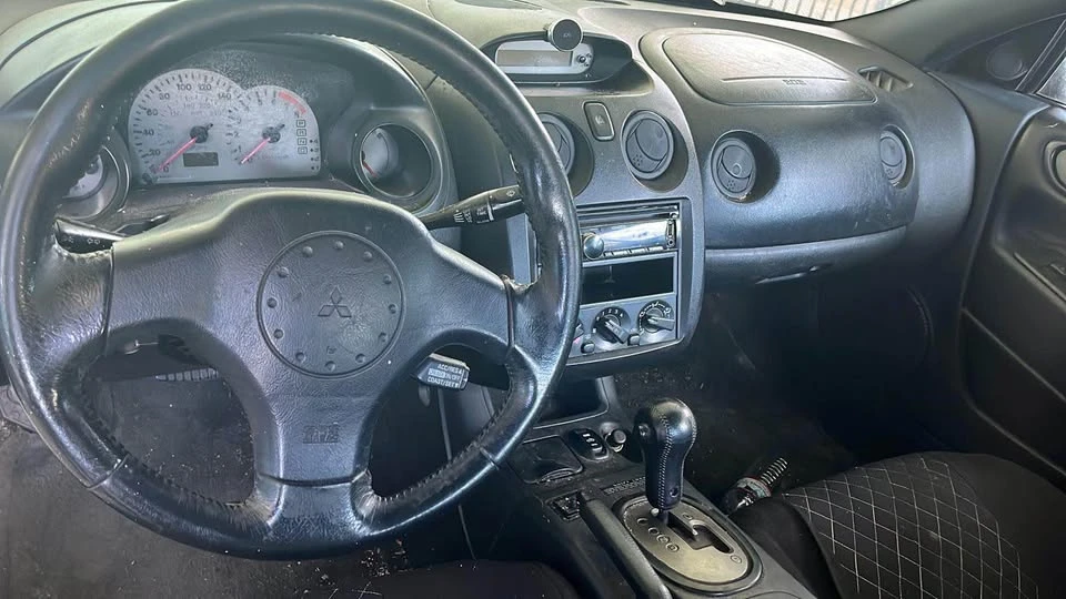 2001 Mitsubishi Eclipse 3rd Gen - Image 3 of 10