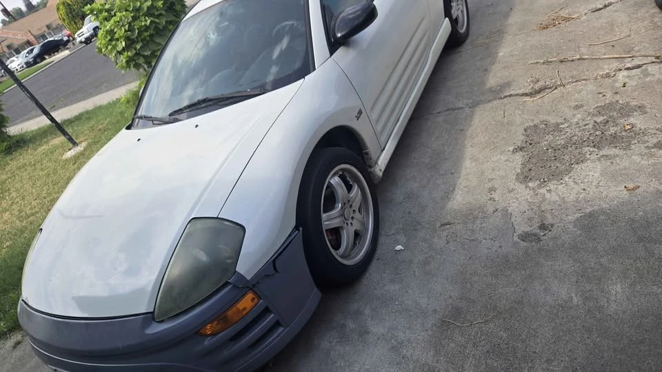 2001 Mitsubishi Eclipse 3rd Gen - Image 2 of 4