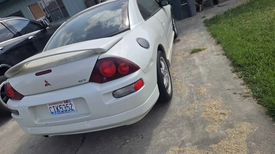 2001 Mitsubishi Eclipse 3rd Gen - Image 3 of 4
