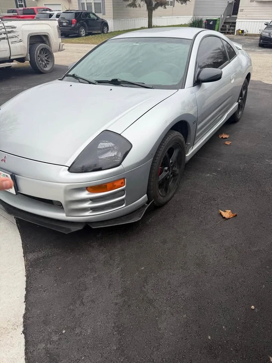 2001 Mitsubishi Eclipse 3rd Gen - Image 2 of 6