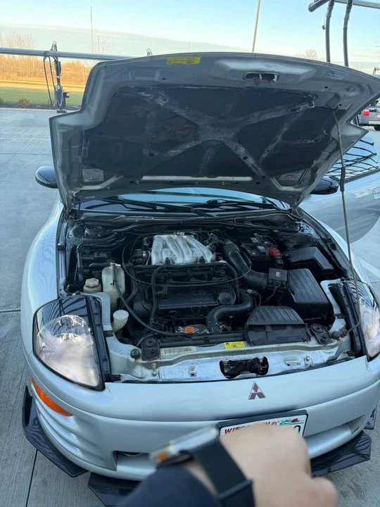 2001 Mitsubishi Eclipse 3rd Gen - Image 3 of 8