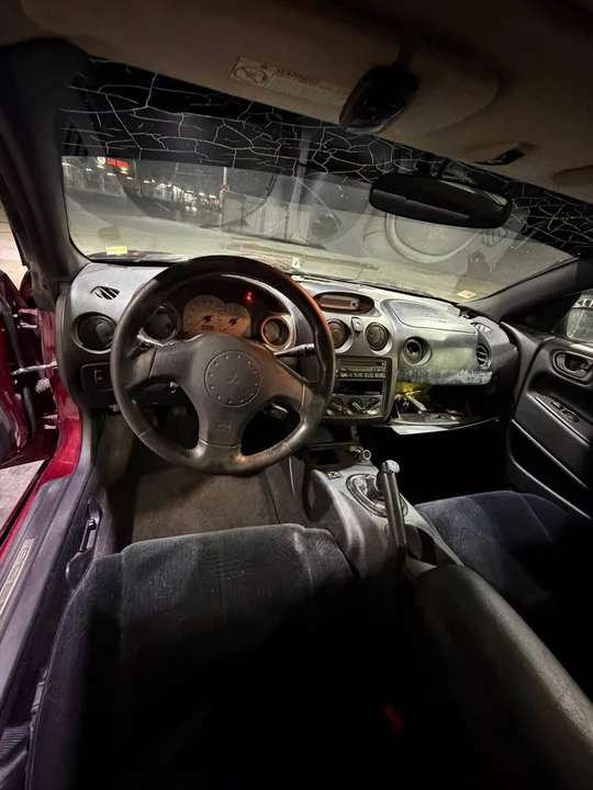 2001 Mitsubishi Eclipse 3rd Gen - Image 11 of 16