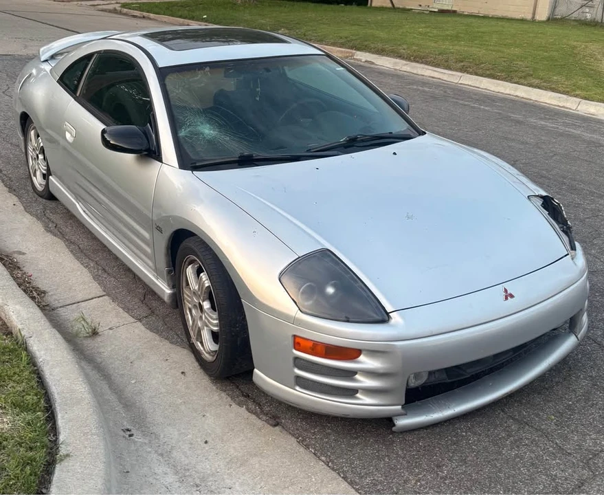 2001 Mitsubishi Eclipse 3rd Gen - Image 3 of 5