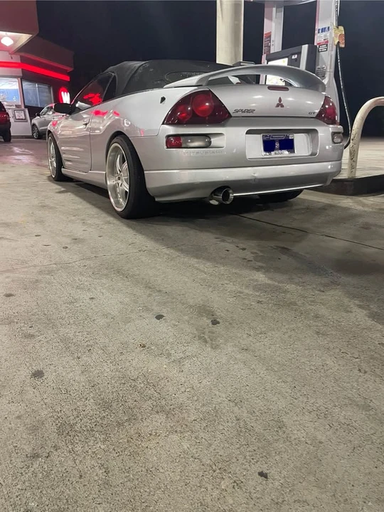 2001 Mitsubishi Eclipse 3rd Gen - Image 2 of 4