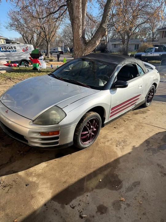 2001 Mitsubishi Eclipse 3rd Gen - Image 2 of 3