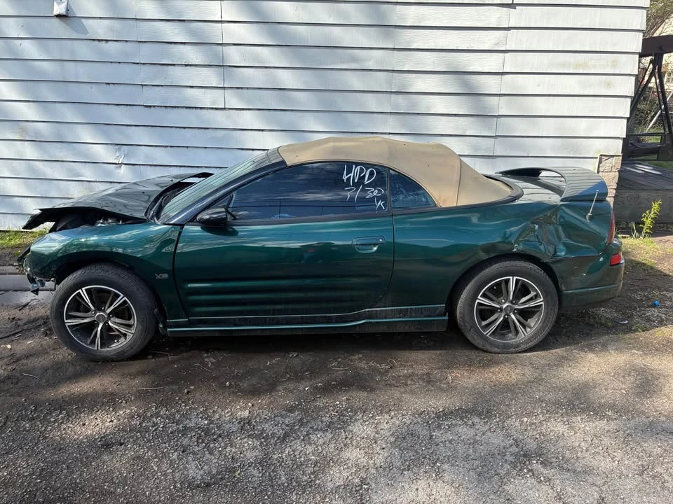 2001 Mitsubishi Eclipse 3rd Gen - Image 3 of 4