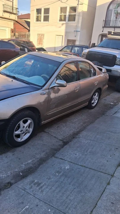 2001 Mitsubishi Galant 8th Gen - Image 8 of 8