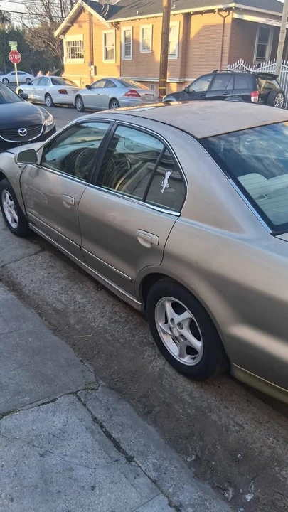 2001 Mitsubishi Galant 8th Gen - Image 6 of 8