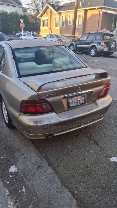 2001 Mitsubishi Galant 8th Gen - Image 4 of 9